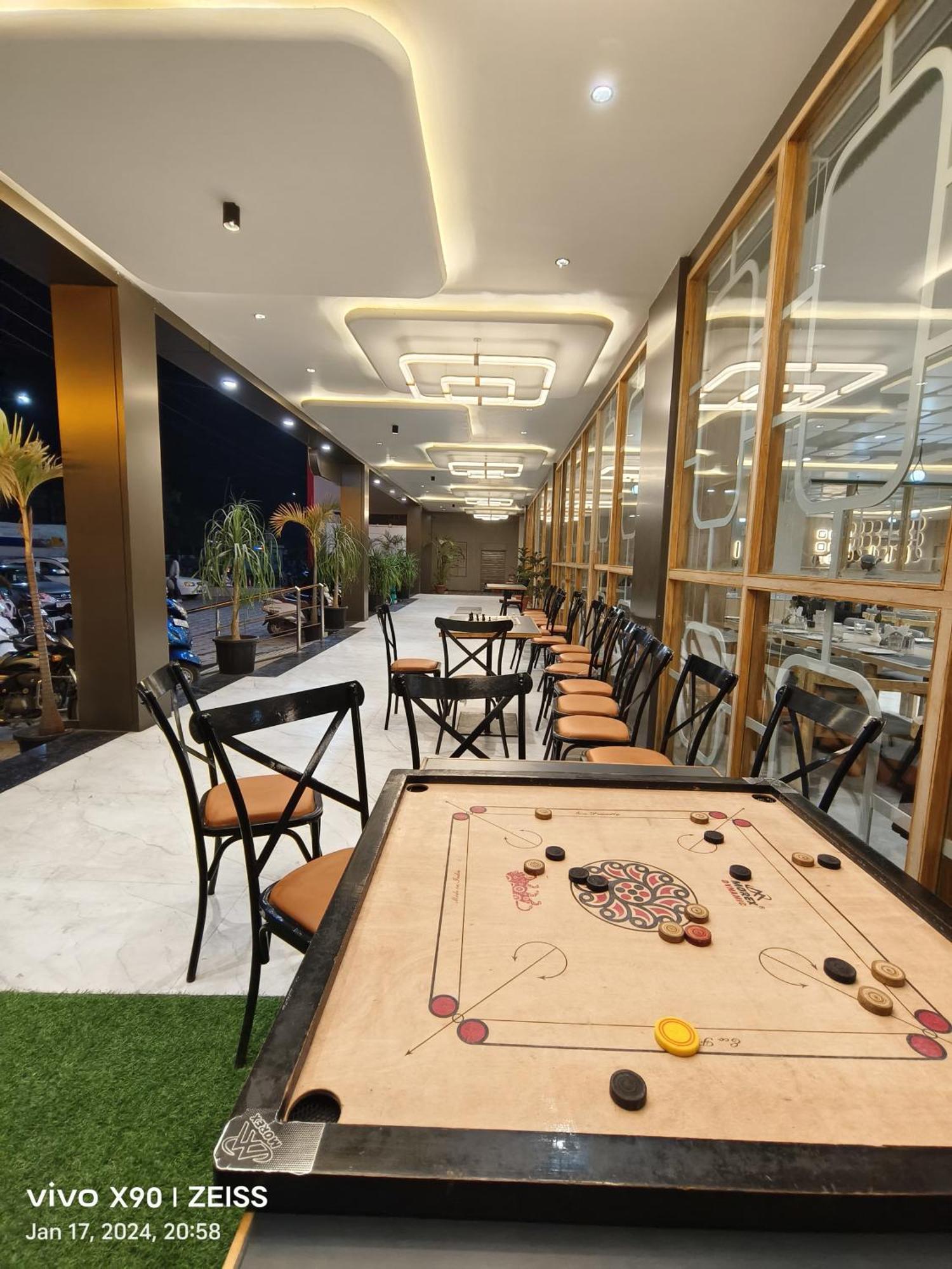 Hotel The Grand Khodiyar Visnagar Exterior photo